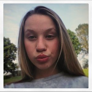 Meet your Posher, Gwendolynn